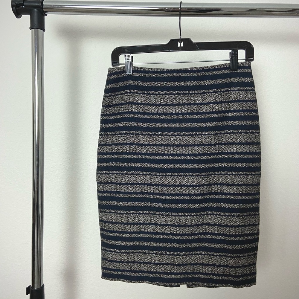 Ann Taylor high waisted pencil skirt.